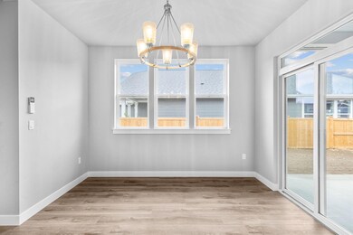 1733 NW Hemlock Ave, Redmond, OR 97756 - photo 7