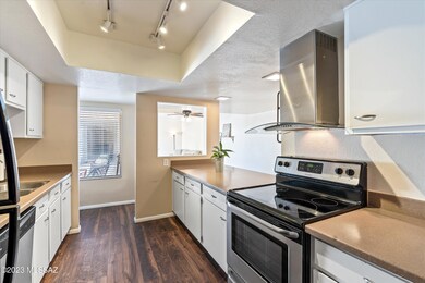 11-Kitchen
