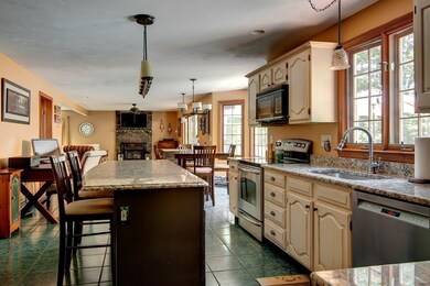 129 Fox Hill Dr, Holden, MA 01520 - photo 6