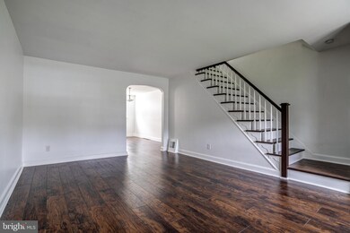 1049 Oakwood Dr, Glenolden, PA 19036 - photo 7