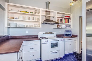 Kitchen 3