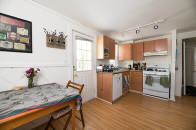 24 Hanson St unit 1, Somerville, MA 02143 - photo 5