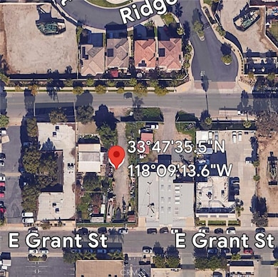 3247 E Grant St, Signal Hill, CA 90755 - photo 2
