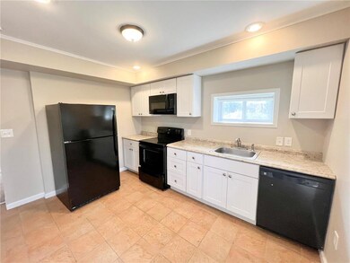 12 West St, Nazareth, PA 18064 - photo 4