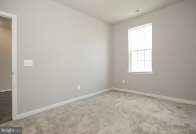 819 Savile Row Terrace, Purcellville, VA 20132 - photo 4