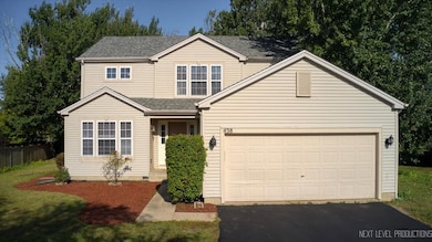 438 W Meadow Mist Ln, Round Lake, IL 60073 - photo 2