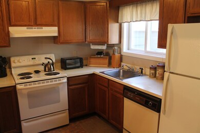 11 Jefferson Unit 60, Woodstock, NH 03251 - photo 2