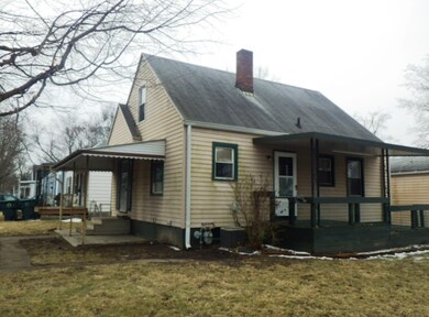 2201 S Pershing Dr, Muncie, IN 47302 - photo 7