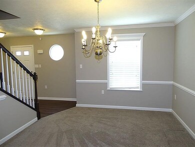 Chair rail & crown molding