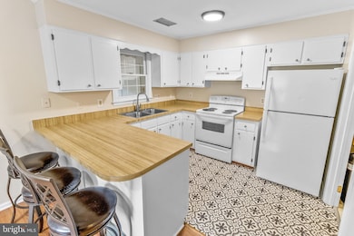 23 Berkeley Ct, Charles Town, WV 25414 - photo 6