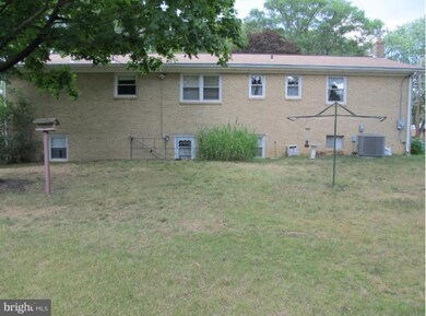 7903 Carol Ct, Clinton, MD 20735 - photo 2