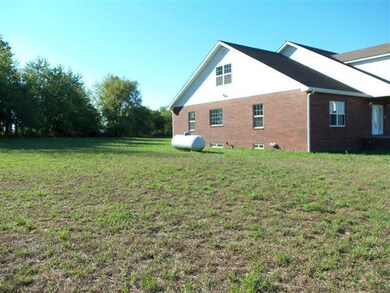 898 E 444th Rd, Bolivar, MO 65613 - photo 4