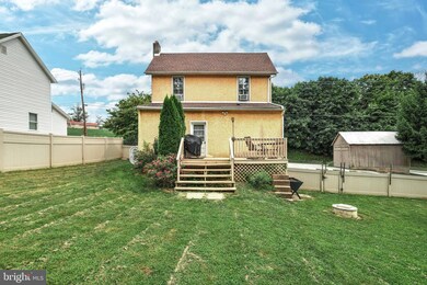 73 Mill St, Stewartstown, PA 17363 - photo 5