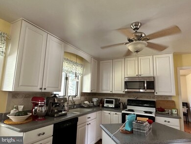 2 Sparrow Ct, Wilmington, DE 19808 - photo 7