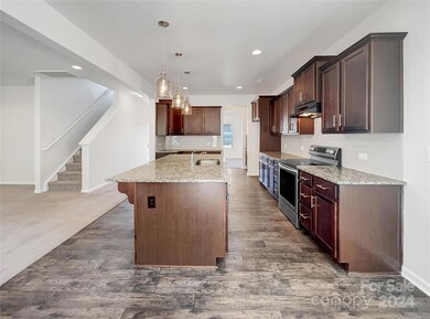 2815 Kinloch Ct, Clover, SC 29710 - photo 6