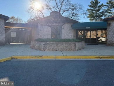 6952 Hanover Pkwy unit 2 (200), Greenbelt, MD 20770 - photo 5