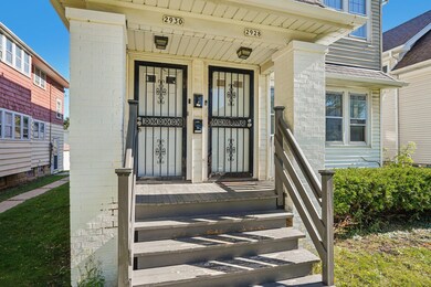 2928 N 55th St unit 2930, Milwaukee, WI 53210 - photo 2