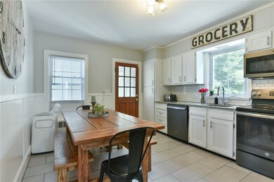 48 Kickemuit Rd, Warren, RI 02885 - photo 5
