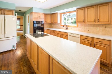 11 Slashpine Cir, Hockessin, DE 19707 - photo 2