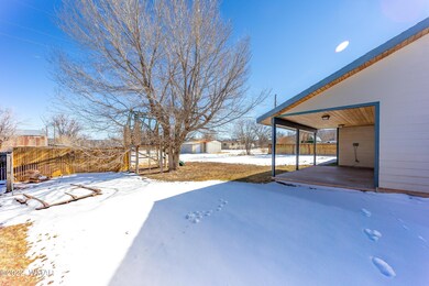 853ToriCir-JEmerald-Exterior-5