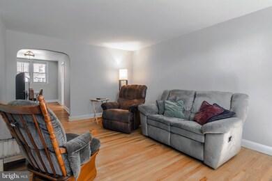 905 Maple Ave, Glenolden, PA 19036 - photo 5