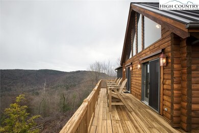 Elk Horn Lodge magnificent mountain views!