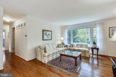 8312 Cottage St, Vienna, VA 22180 - photo 2