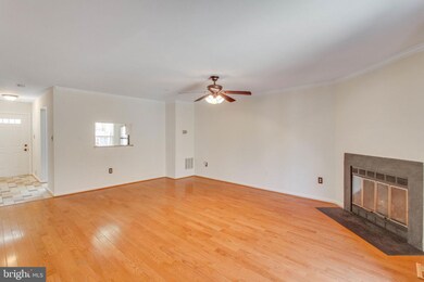 15014 Bridgeport Dr, Dumfries, VA 22025 - photo 6