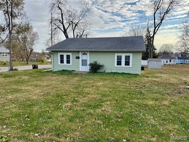 201 W Massie St, Palmyra, MO 63461 - photo 2