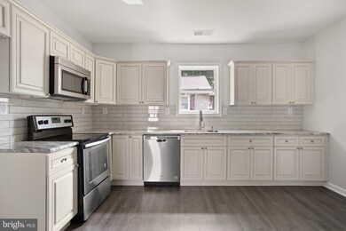 740 Valley Green Ave, Woodbury, NJ 08096 - photo 4