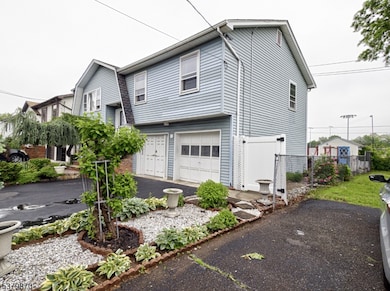 611 Laurel Ave, Roselle Park, NJ 07204 - photo 2