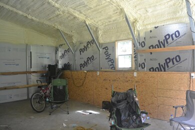 Detached garage