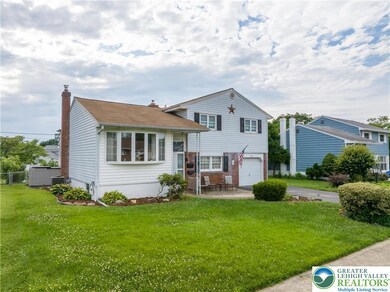 1567 Rudolph Dr, Bethlehem, PA 18018 - photo 2