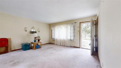 810 S South Summit Cir, Blue Springs, MO 64015 - photo 7