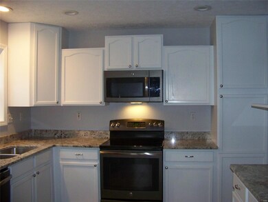 117 Fairburn Dr, Rolla, MO 65401 - photo 5