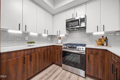 615 W Peace St unit 308, Raleigh, NC 27605 - photo 4