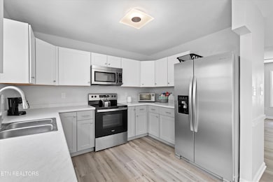 13-3844 Isaac Ave 11