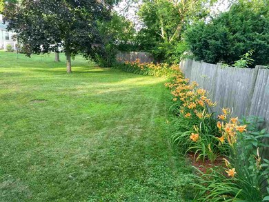 29 Noyes St, Concord, NH 03301 - photo 5