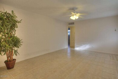 005_Living Room II