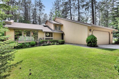 906 E Timberwood Cir, Spokane, WA 99208 - photo 2