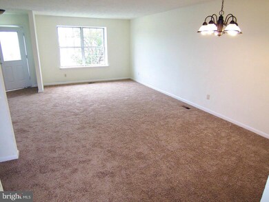 811 Olive Branch Ct, Edgewood, MD 21040 - photo 4