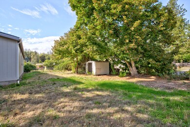 896 Bailey Dr, Grants Pass, OR 97527 - photo 4