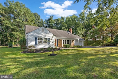 12306 Shadetree Ln, Laurel, MD 20708 - photo 6