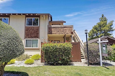 136 Hackamore Ln unit 18, Fremont, CA 94539 - photo 2