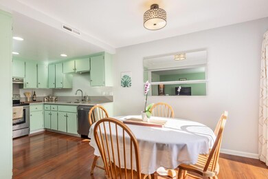 1883 Cherokee Dr unit 3, Salinas, CA 93906 - photo 5