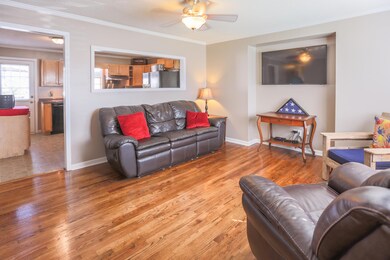 Living room 2