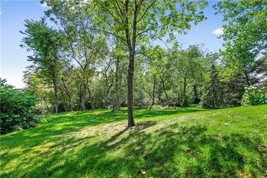 12179 Pine Crest Ct, Trafford, PA 15085 - photo 4