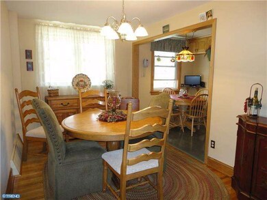 248 Westpark Ln, Clifton Heights, PA 19018 - photo 7