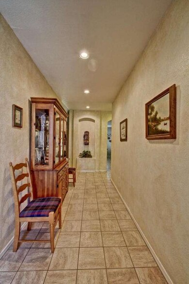 3 FOYER