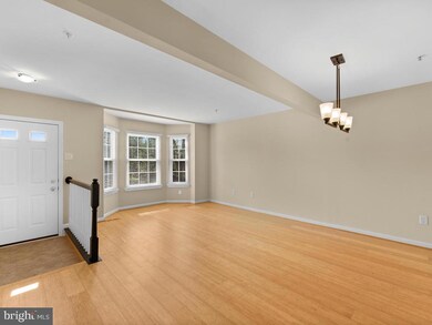 1374 Walkabout Ct, Sykesville, MD 21784 - photo 2